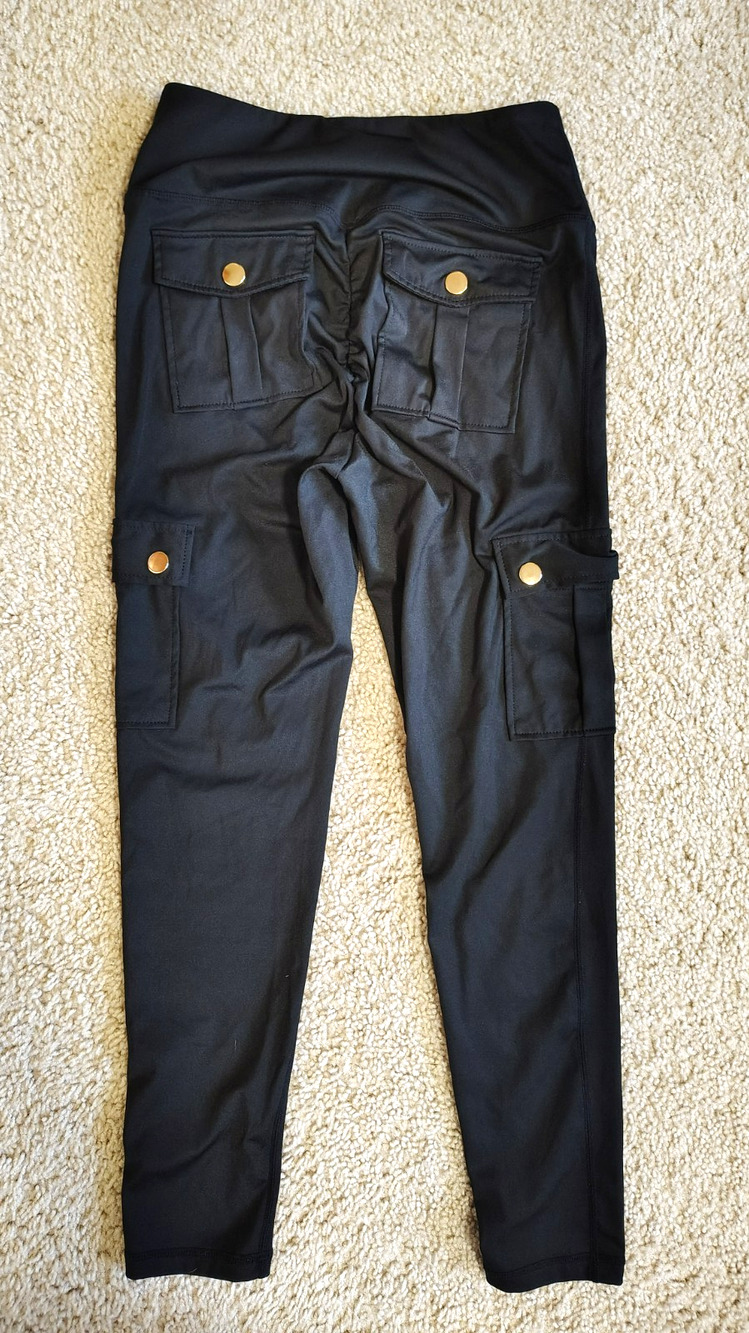 Leggings High-waisted Scrunch Butt Cargo Gold Button Pockets Size S NWOT